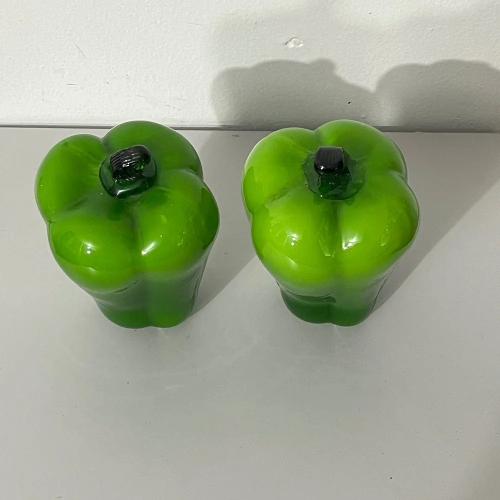 Unbranded hand blown